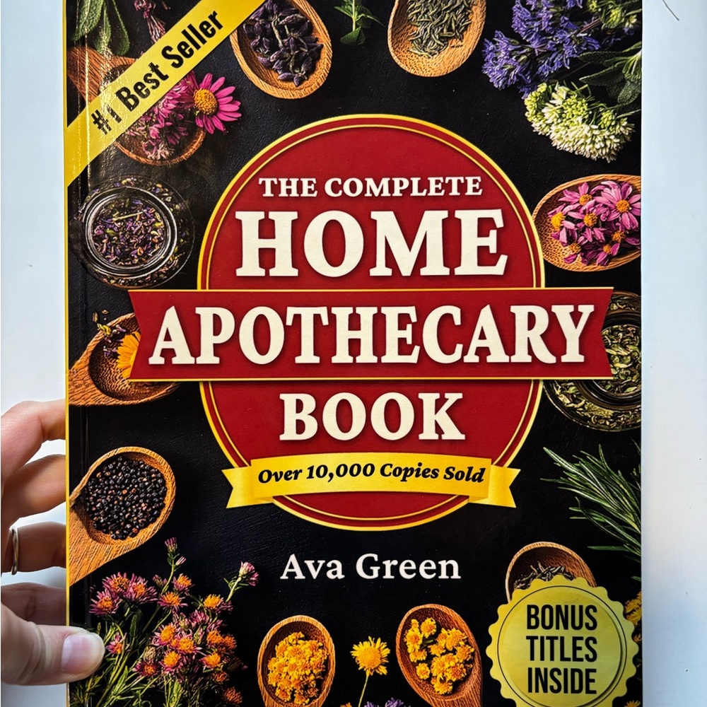 The‎ Complete Home Apothecary Book: 401 Easy, Step-by-Step Herbal Remedies